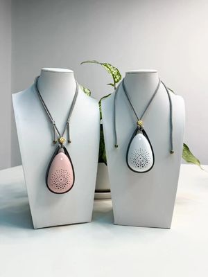 Purificador de aire de plasma verde ligero de 74 g Eficaz dentro de 50 cm de radio Batería de 850 MAh