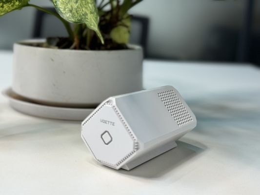 Purificador de aire para automóviles de 3W 4800mAh Bajo ruido con duración de la batería de 13 horas